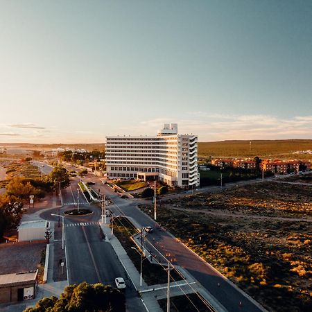 Rayentray Grand Hotel Пуэрто-Мадрин Экстерьер фото