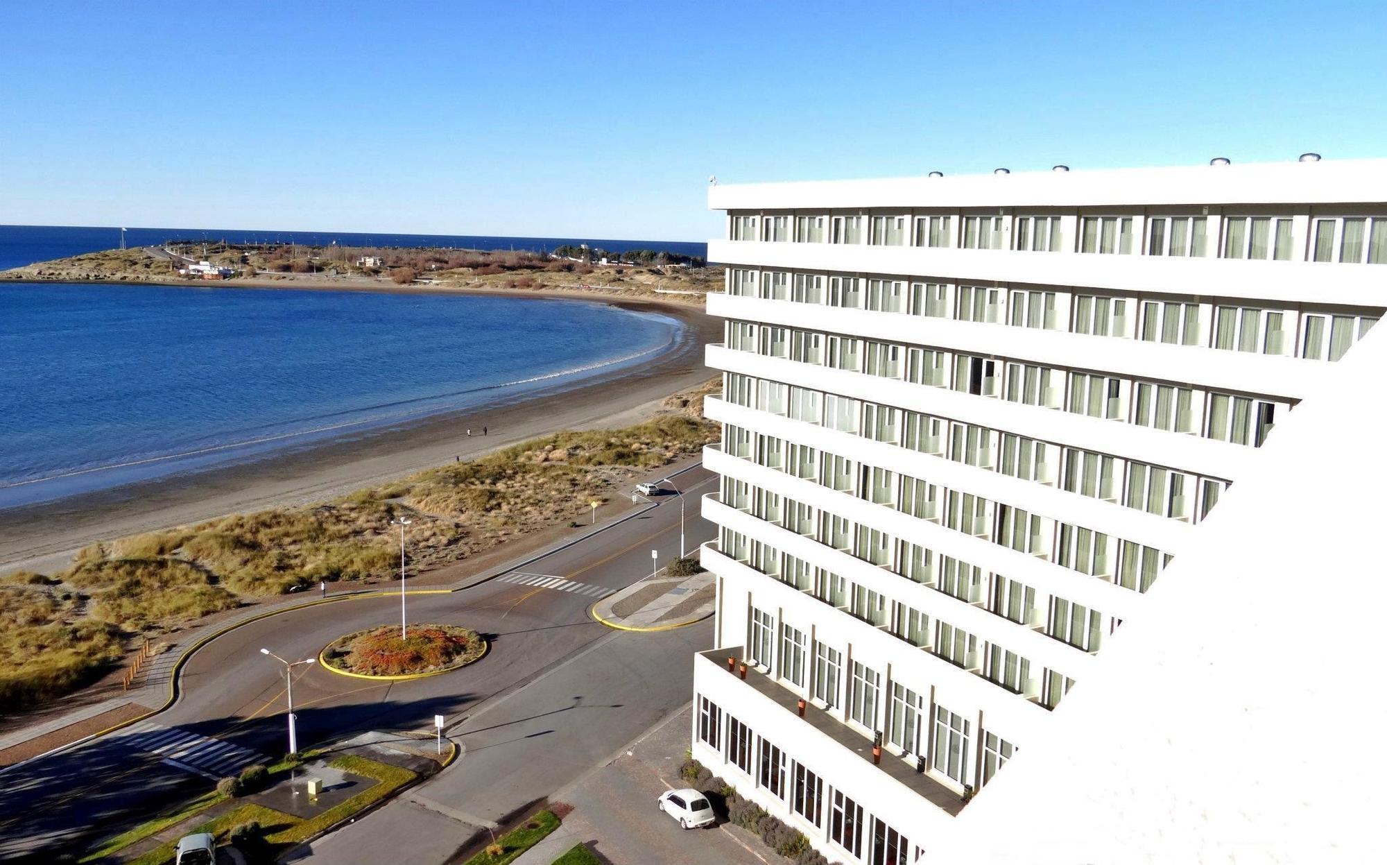 Rayentray Grand Hotel Пуэрто-Мадрин Экстерьер фото